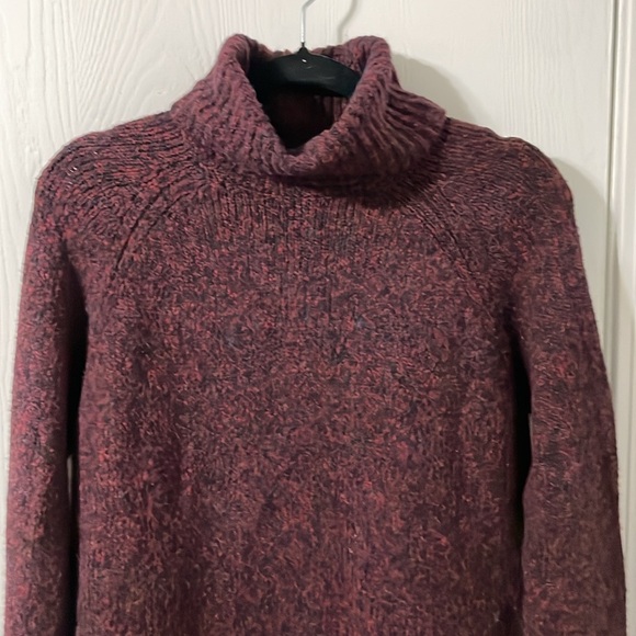 MICHAEL Michael Korse Maroon Turtleneck With Small Logo Size Small - Picture 4 of 9